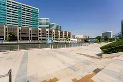 4BR with Balcony | Canal View | Single Row Unit