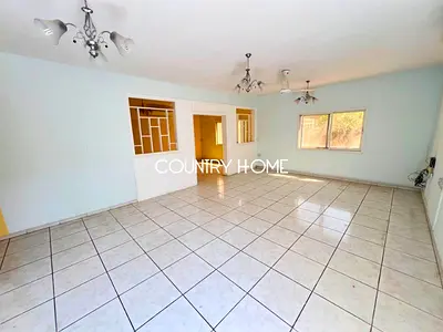 Spacious 3BR Villa with Maid’s Room | Jumeirah 3