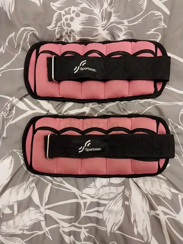 Pair of Adjustable Ankle/Wrist Weights (Pink) - Light Use