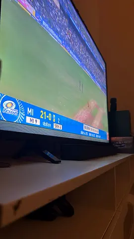 HISENSE 58 SMART TV FOR URGENT SALE!!!!!