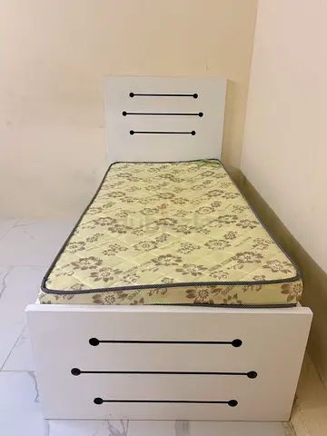 Single white wooden bed frame with mattress - good condition