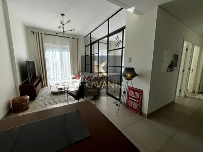 Modern 2 Bedroom Apt l Spacious Layout l Vacant Soon l Furnished |