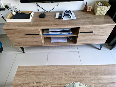 TV UNIT , Wood-effect TV Console / Entertainment Unit - Light Oak Finish