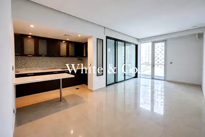 Large Layout | Vacant | High ROI | 1 BED