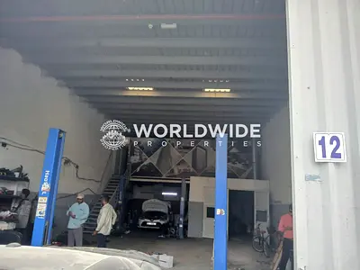 مستودع ||| المساحة الإجمالية 2500 قدم مربع (GF) ||| 3 مراحل ||| الإيجار 9 0 0 0 0/-