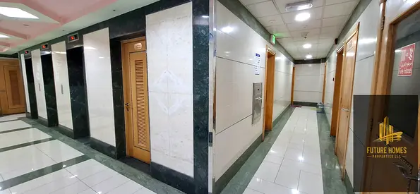 Lavish Studio perfect home for Comfortable family on prime location