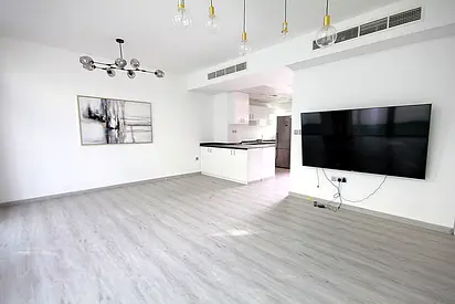 UNFURNISHED | 3 BEDROOMS | TYPE RMM | 4 CHEQUES