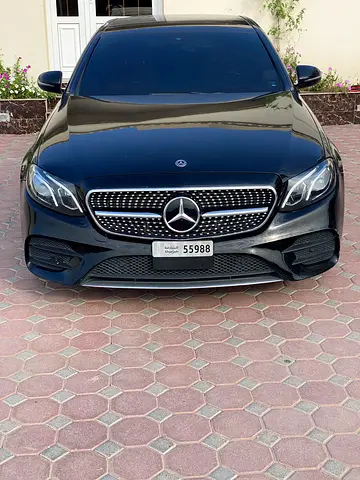 مرسيدس E350 موديل 2020 للبيع - بحالة ممتازة