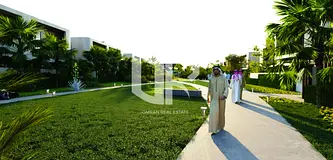 🔥 Independent Townhouse for Sale in Nasma Residence – Prime Family Living Opportunity 🔥