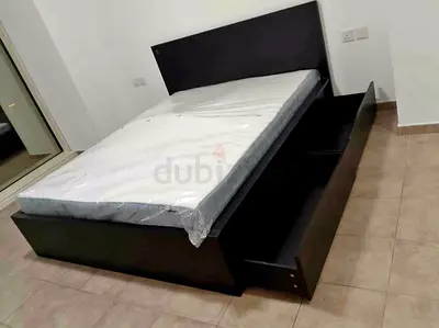 Malam queen size bed 160/200cm bed with 2 storage drawers underneath and Ikea mattress