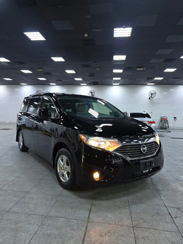 Nissan Quest 2014 — photo 1 of 20
