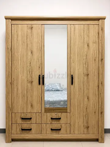 Wardrobe 3 Door for Sale