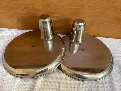 Pair of stainless steel plates and Glasses