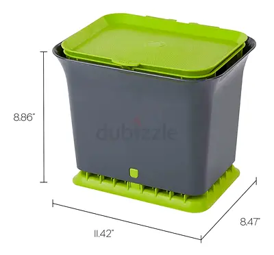 Kitchen/Office Countertop Compost bin with Lid