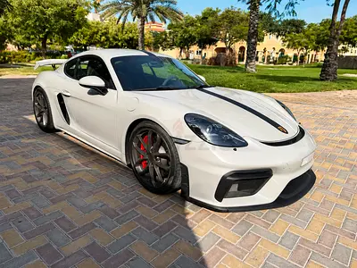 Porsche Cayman 718 GT4 Club Package