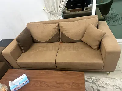 2 matching sofa 3set+2set in good standing
