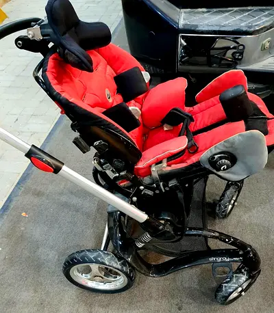 R82 Stingray Pediatric Pushchair / Stroller. Preloved. Perfect Condition. Going For Just AED 3,000.
