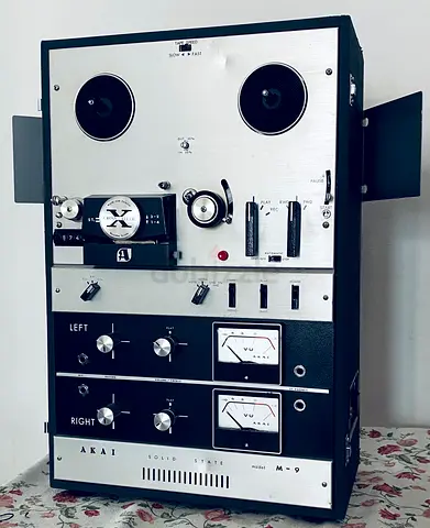 Akai Reel To Reel Player/Recorder
