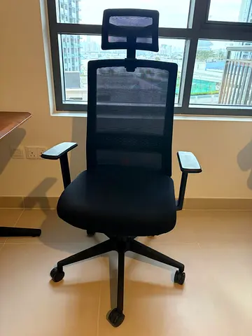 Ergonomic Mesh Office Chair with Headrest - Good Condition