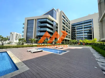 Great View | Perfect amenities | Book now !