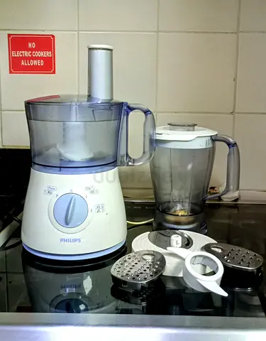 Philips Food Processor with Blender Attachment and Accessories
