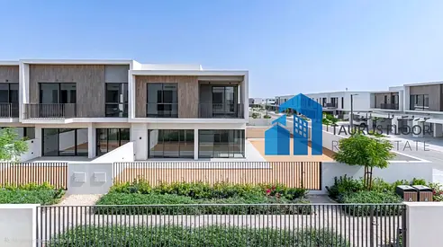 Elegant Spacious 4BHK+Maidroom Corner Villa for Family
