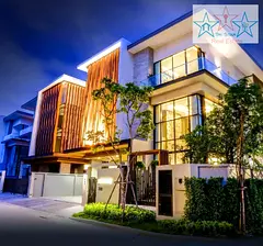CORNER I LUXURIOUS 5 BR VILLA I BRAND NEW I BEACH POOL I SKYLIGHT I BEHIND GARDEN