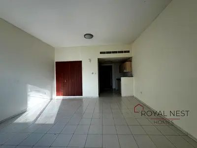Vacant | Well Maintained | Without Balcony