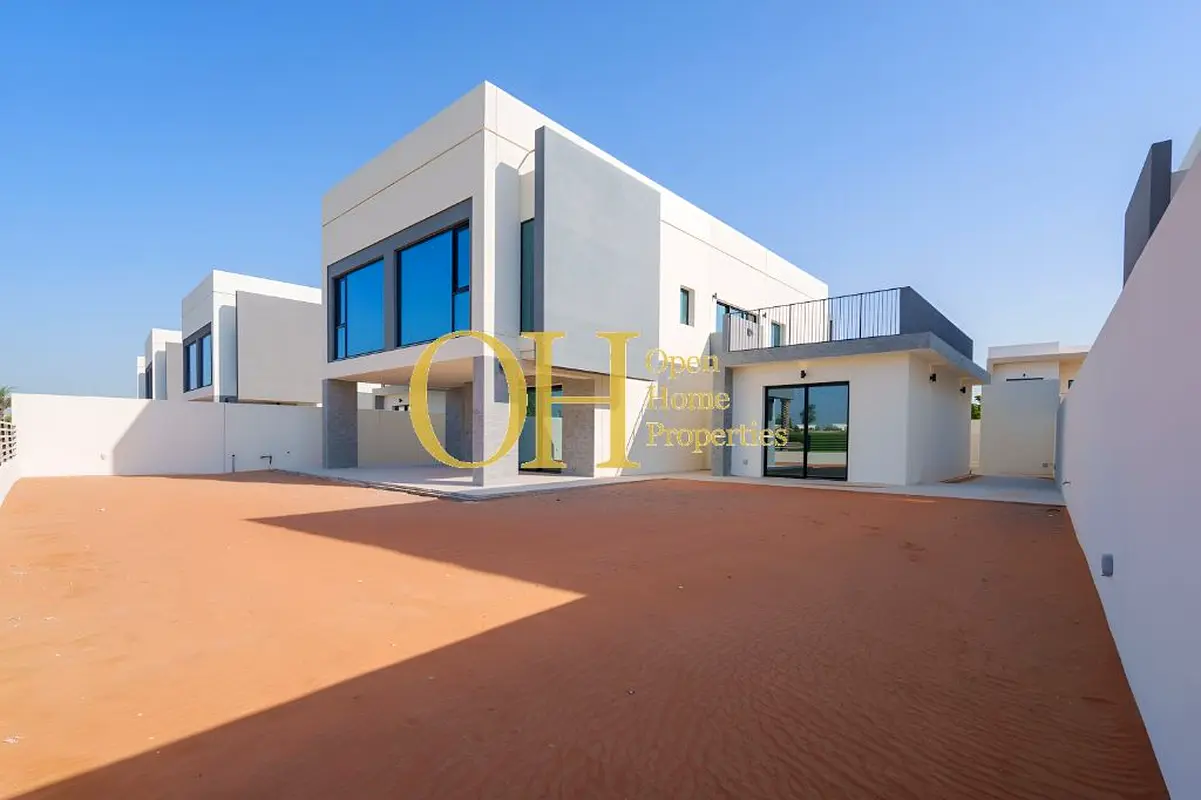 Elegant Living | Full Golf View | Ideal Home
