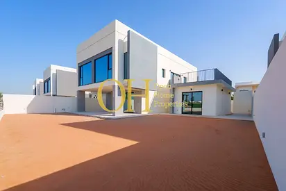 Elegant Living | Full Golf View | Ideal Home