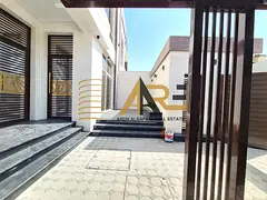 Lavish Brand new 5bedroom villa All master bedroom's and maidroom in Hoshi