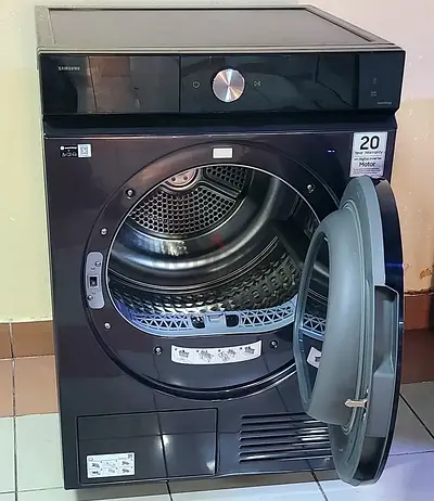 Samsung latest model bespoke 9 kg dryer with WiFi model full touch screen  inside light