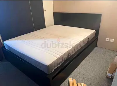 Malam king size bed 180/200cm bed with 2 storage drawers underneath and Ikea mattress