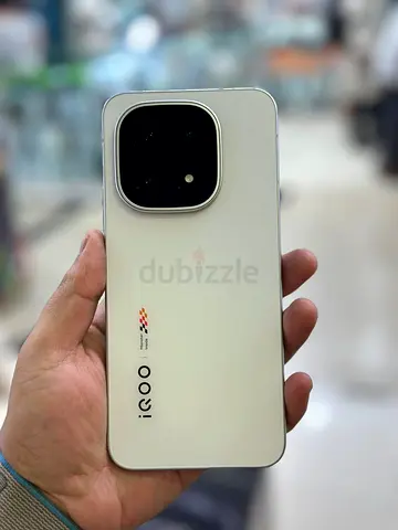 IQOO 15 Legend 512 GB 32 GB RAM