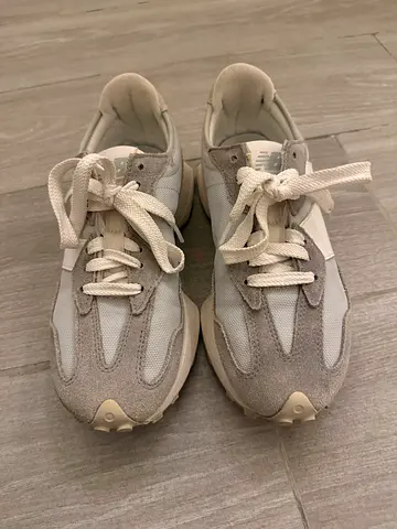 New Balance Beige/Grey Sneakers 41.5 – Excellent Condition
