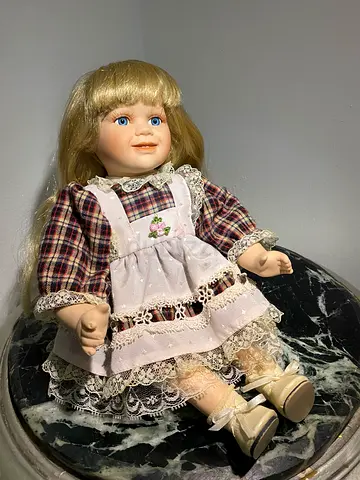 #Antiques #German_Porcelain #Collector_Dolls #Vintage_Style #Bavarian_Art