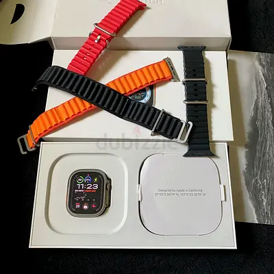 Apple Watch Ultra 1 Titanium with Box and Charger + 4 Straps.