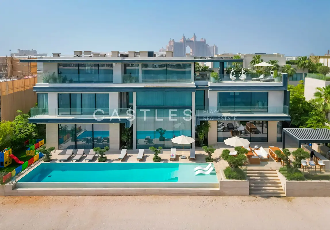 Palm Jumeirah Elegant Custom-Built Signature Villa