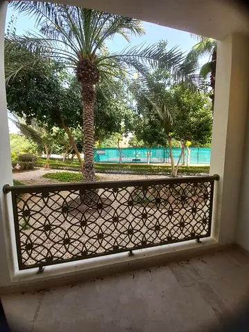 Newly Renovated |Spacious |Near Metro