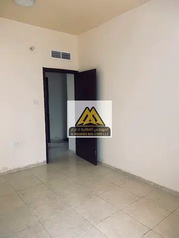 مساحة مناسبة | مطبخ مغلق | حمام واحد | موقع حيوي في النعيمية 1 | قريب من الخدمات | سكن عائلي مريح