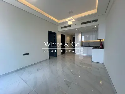 POOL VIEW | APPLIANCES | END OF APRIL |