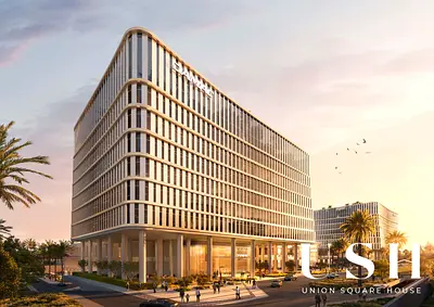 Premium Spot | Steps from Offices, Mall & Waterfront