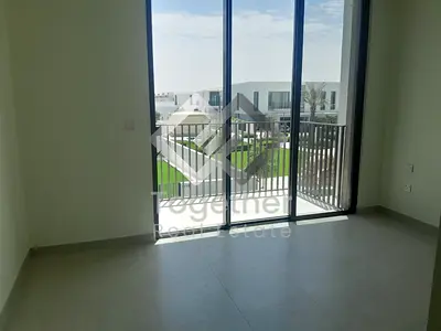 CORNER VILLA | PARK FACING | WALK TO AMENITIES