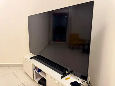 OLED Samsung TV Q60BA 75inch 4K