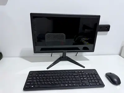 INNJOO 19 Inch TFT FHD (1080P), 75Hz Refresh Rate, 14ms Response Time, x1 HDMI , 1x VGA, 250 nits