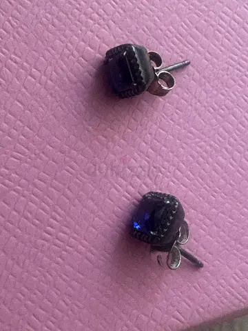 Pandora earring