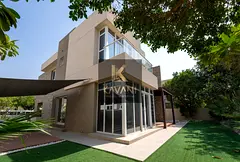 Very Lavishly and Luxuriously Upgraded 5BR Villa with amazing Outdoor Garden &amp; Pool View | Cedre