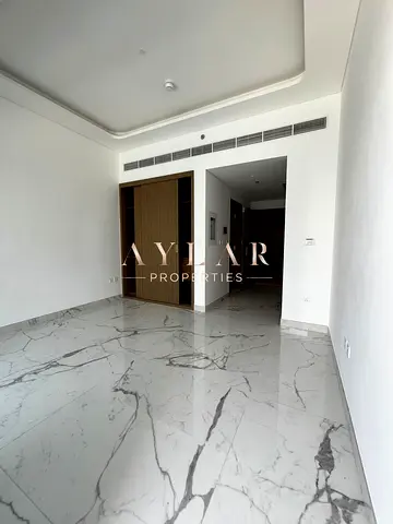 استوديو أنيق | إطلالات مفتوحة | شرفة | جاهز ابتداءً من أبريل 2026