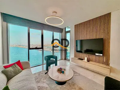 Luxury waterfront living // Fully Furnished // Prime Location