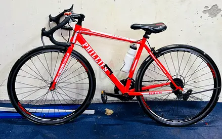 Red Phillips Road Bike (Lightweight Frame) - Good Condition